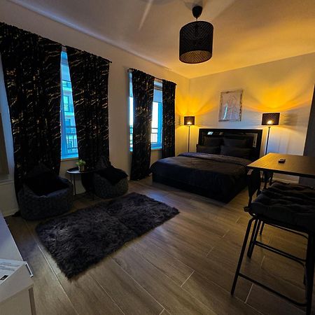 Elegant Escape Apartment Belu ภายนอก รูปภาพ